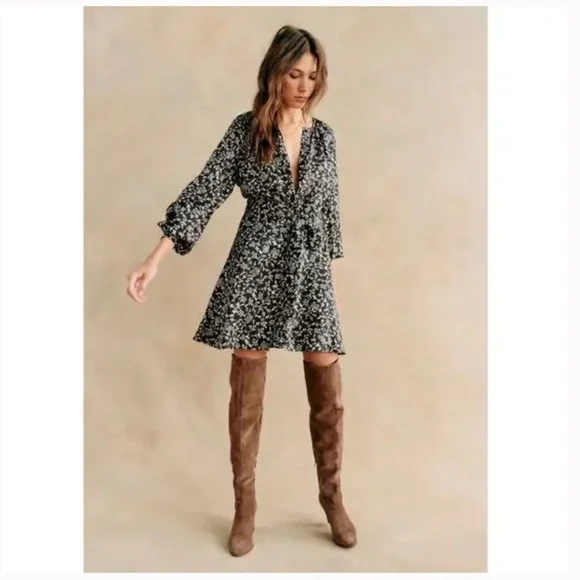 Sézane Merry Dress in Black & Ecru Floral Print - Picture 4 of 15